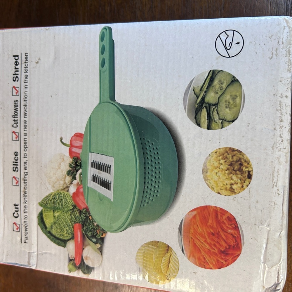 KitchenAid Multi-Function Vegetable Cutter - Black - Picture 5 of 5